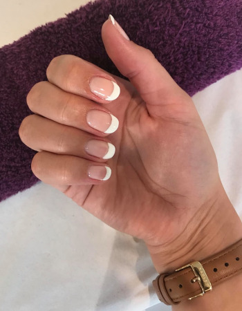 Manicures-Cheltenham-salon